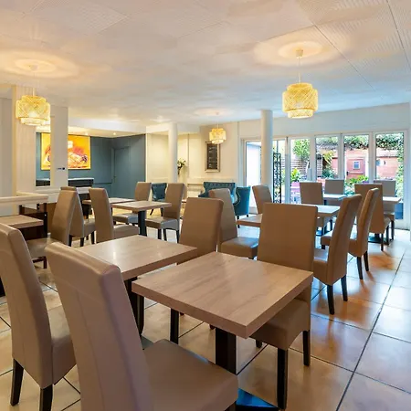 Sure By Western Hotel 3*