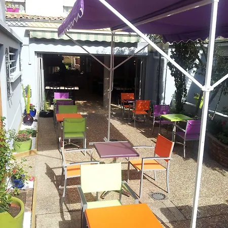 Hotel Sure By Western 3*